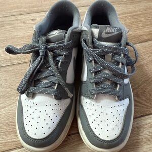 Nike Kids Sneakers in Gray and White